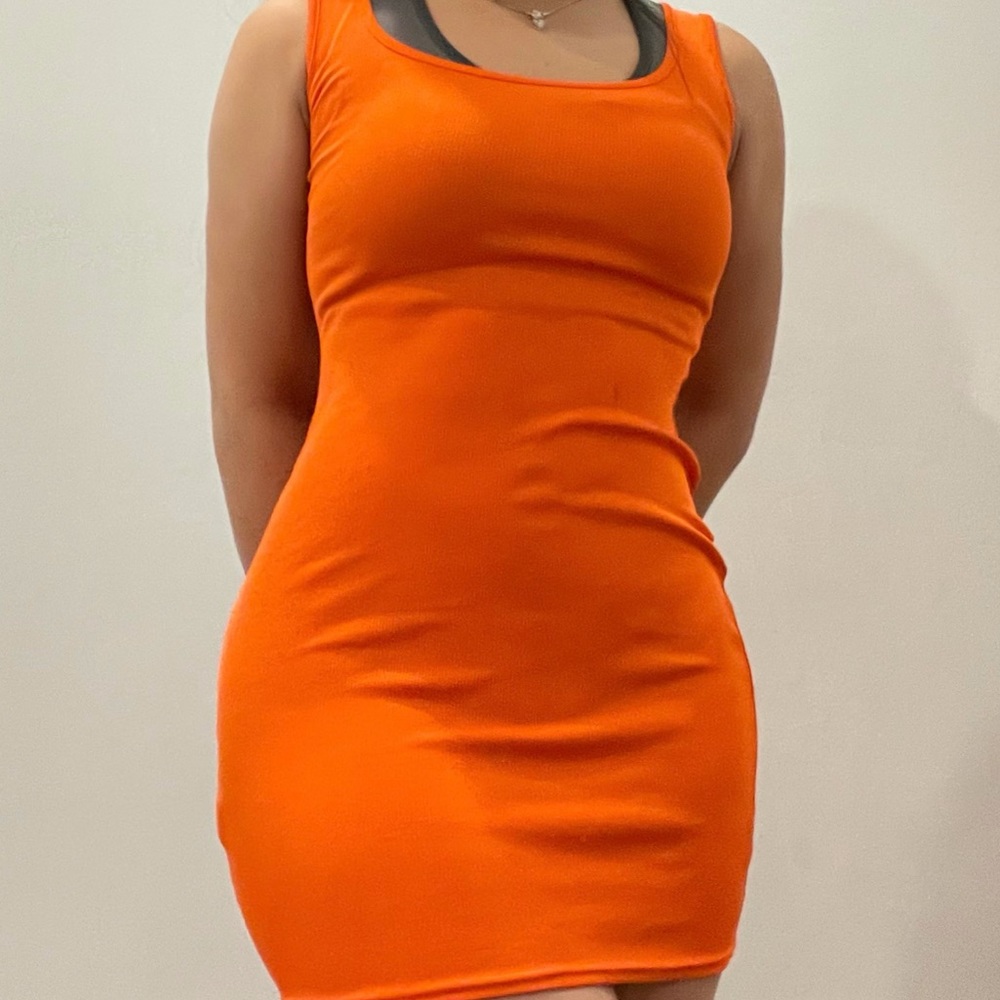 PrettyLittleThing dress